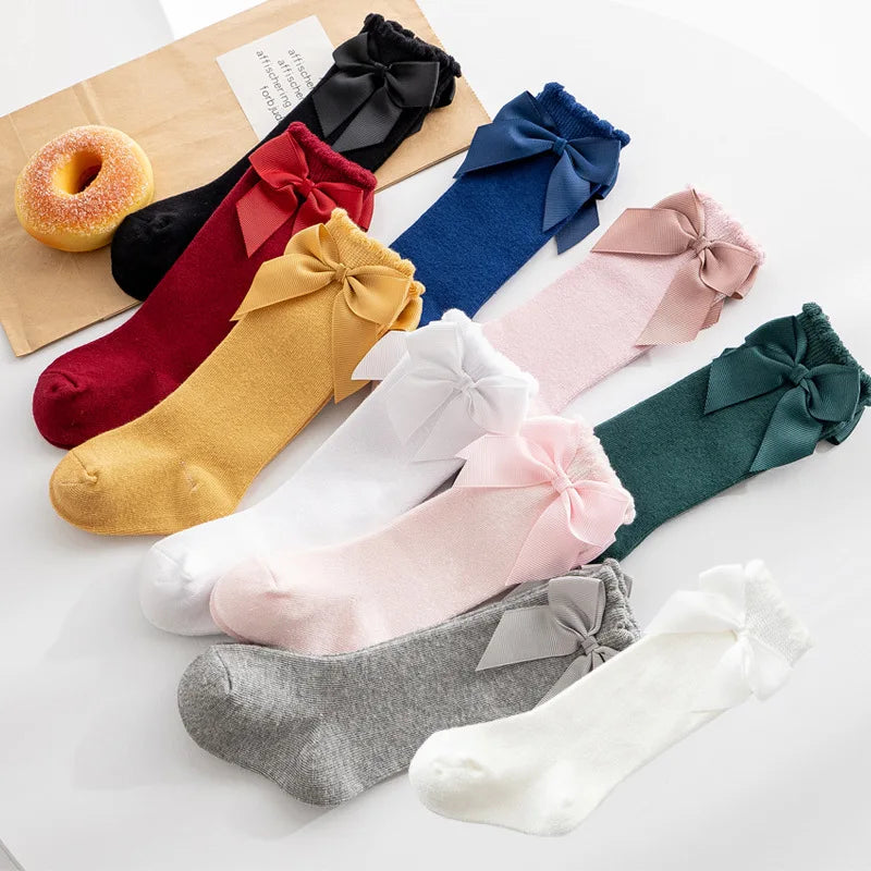 Baby-Accessoires Neugeborene Socken Mutter Kinder Kinder Strümpfe Bogen Kleinkind Mädchen Prinzessin Baumwolle Säuglings-Mittelrohrsocken Baby-Kleidung