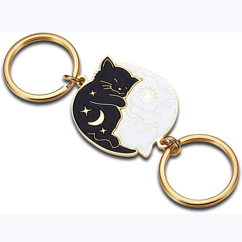 Couples Gifts Cute Keychain for Boyfriend Girlfriend Best Friend Valentines Day Matching Couple for Wife Husband Lover Fiancée