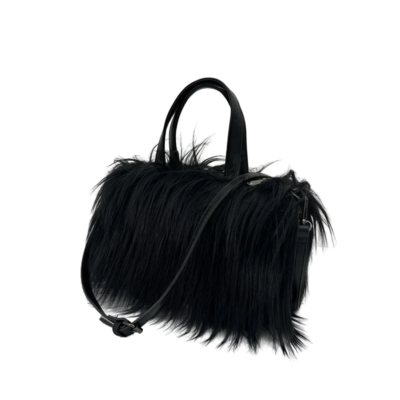 Designer Fluffy Plush Shoulder Bag Warm Faux Mongolian Fur HandBags for Women Brands Large Hobo  Shopper Heart Shaped Purses