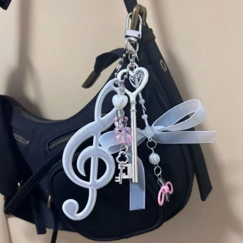 Resin Bowknot Note Keychain Creative Key Ornament Bag Pendant Suitable for Youthful Adults and Music Enthusiasts Present