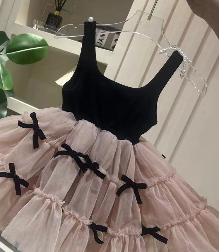 Mädchen 2024 Sommer Neue Bogen Kleid Baby Mädchen Ärmellose Schwarze Rosa Prinzessin Kleid Kleinkind Mädchen Süße Nette Kleidung