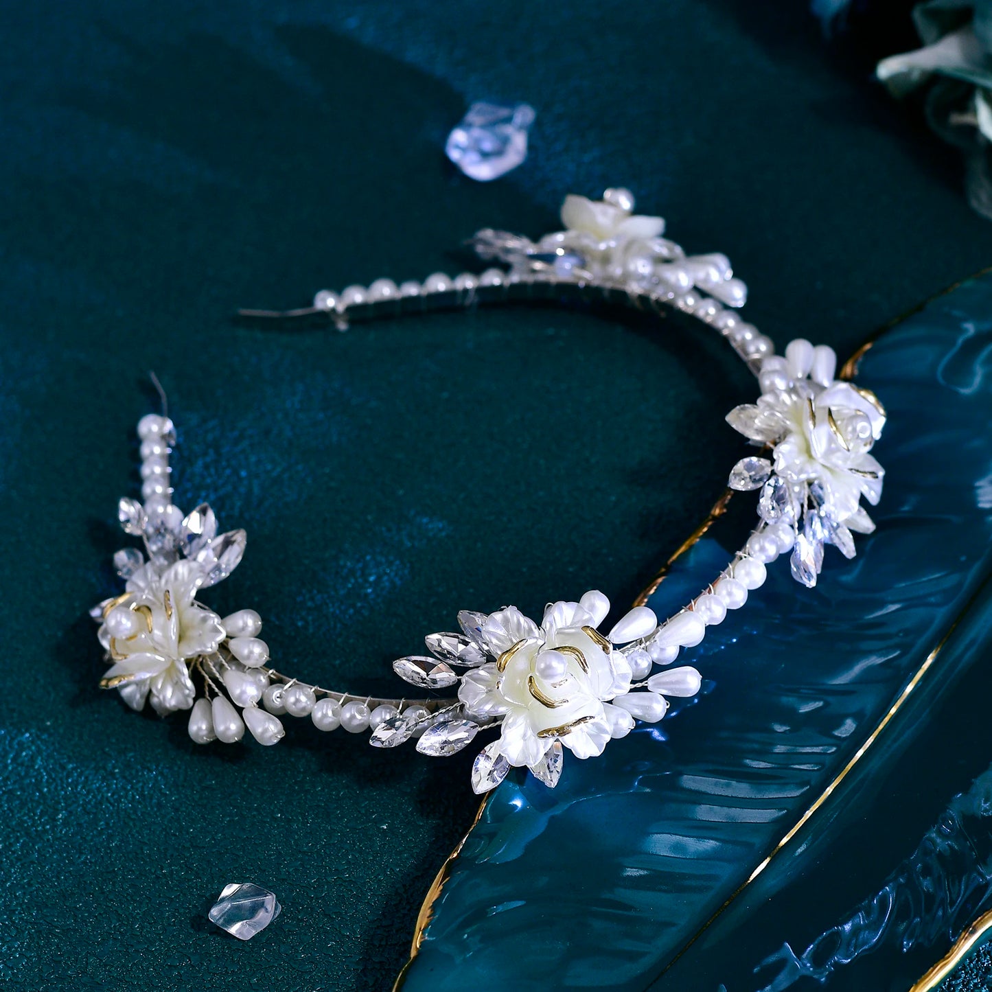 Wedding Bridal Pearl Hair Hoop Bridal Flower Headwear Women Fashion Hair Accessories Handmade Exquisite Headband HP721