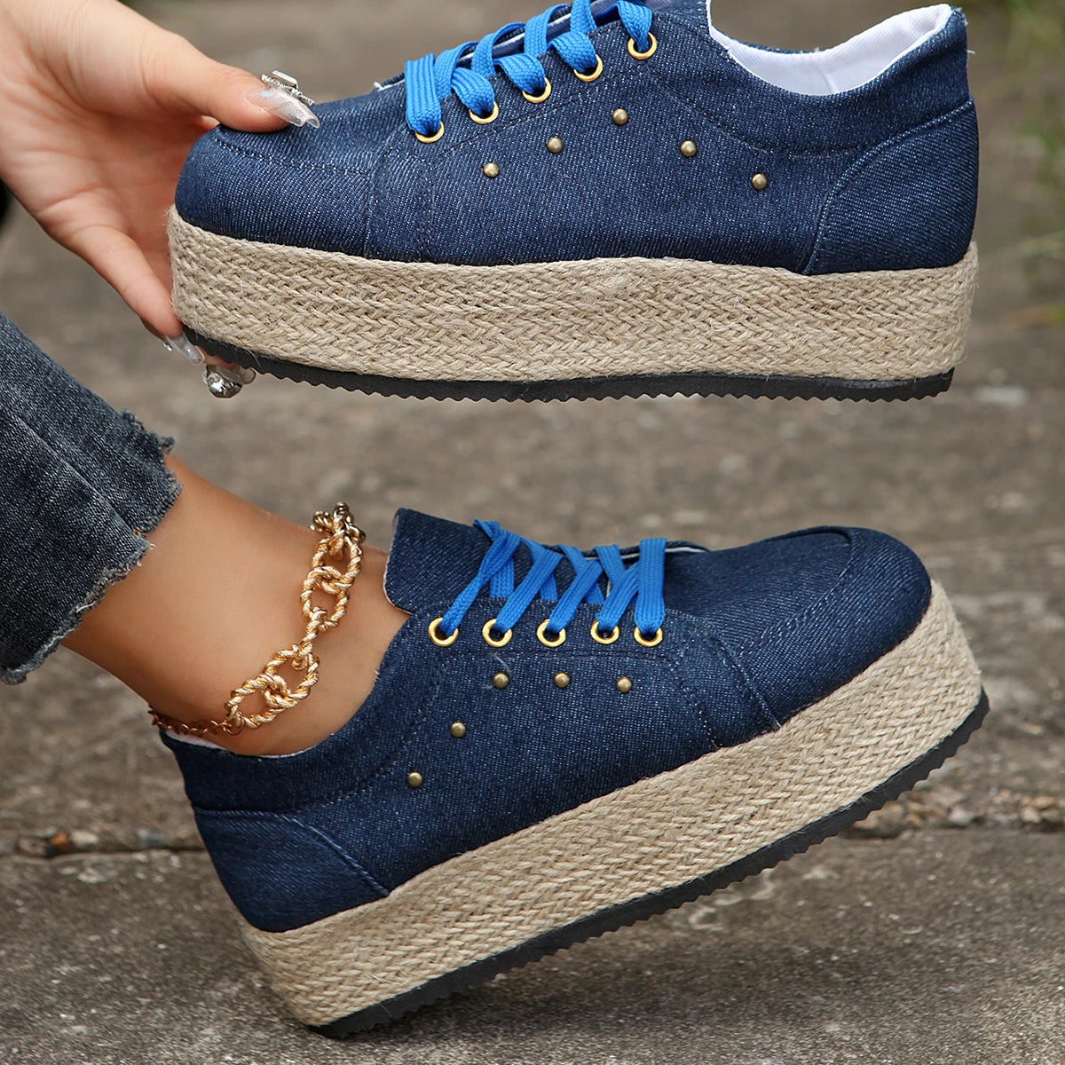 Women Casual Lace Up Shoes Round Toe Large Size Casual Footwear Women's Thick Soles Vulcanized Shoes Canvas Sneakers