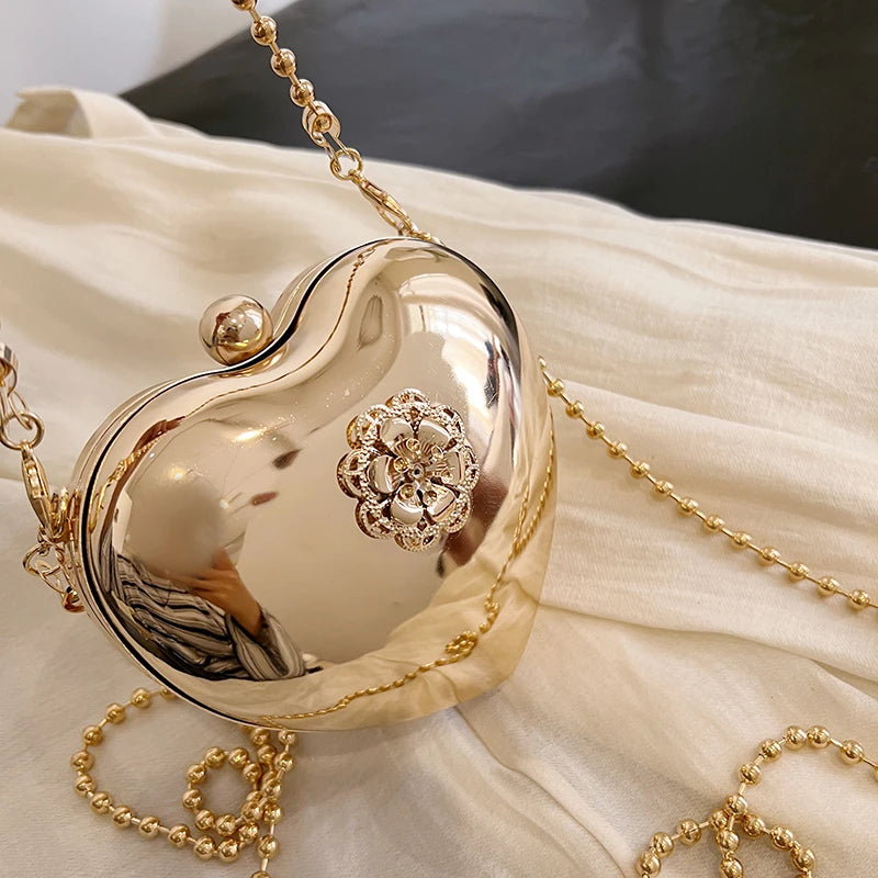 2025 New Fashion Mini Evening Party Bag Metal Frame Heart Shape Women Cross Body Bags Silver Gold Color Micro Chain Shoulder Bag