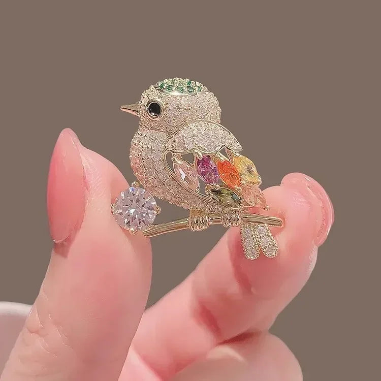 1PC New Tulip Flower Brooches for Women Elegant Design Sense Rose Clothing Accessories Pin Jewelry Luxury 2024 High Quality