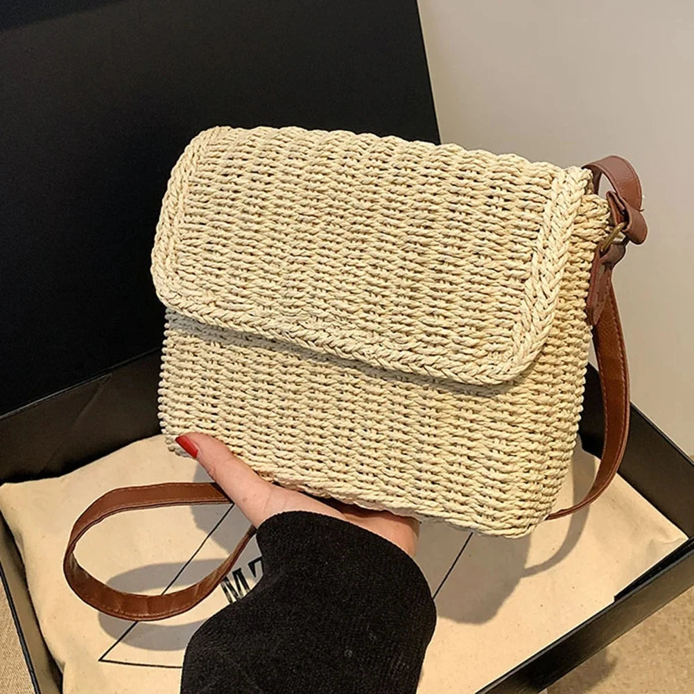 Fashion Rattan Women Shoulder Bags Small Designer Handbags Lady Wicker Woven Crossbody Bag Summer Beach Straw Messenger Purses