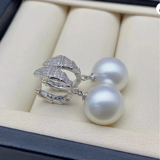 Fashion AAAA++++ 10-9mm Natural akoya Round White pearl earring