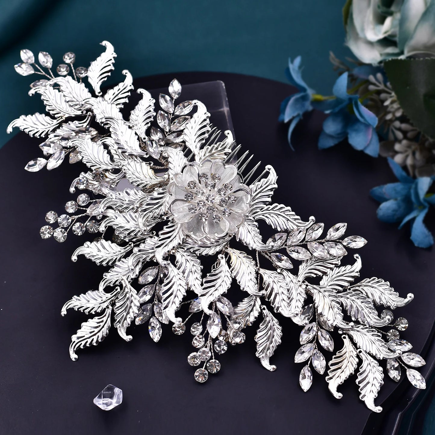 HP512 Alloy Leaves Wedding Comb Bridal Headdress Earring Bride Hair Accessories Woman Headwear Hair Ornaments Jewelry