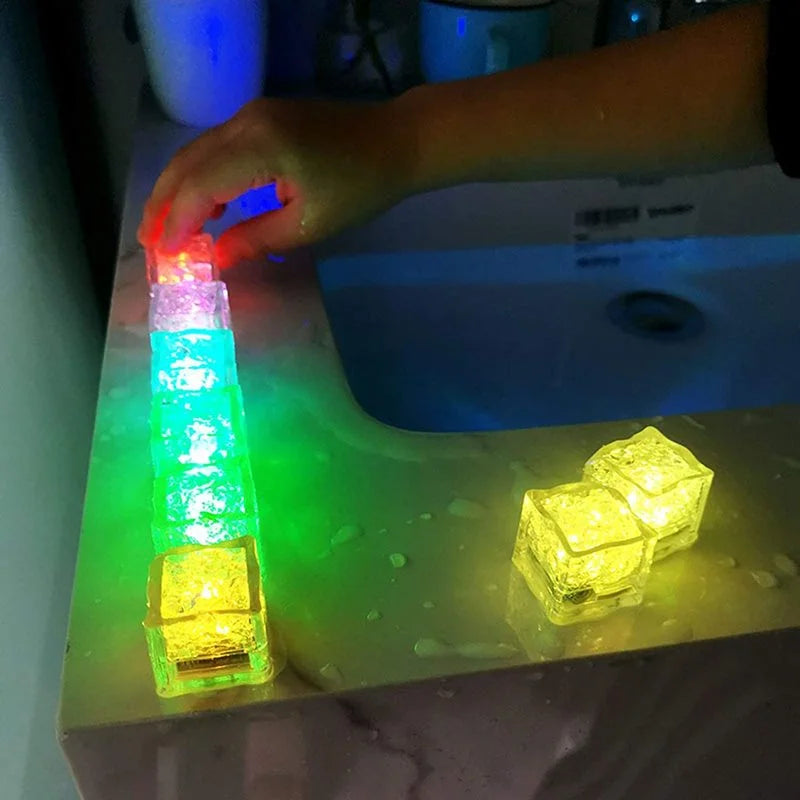 Baby-Badespielzeug, Badewanne, LED-Leuchtspielzeug, bunt, wechselnde wasserdichte Unterwasserlichter, Badespielzeug für Jungen und Mädchen, Geburtstagsgeschenk