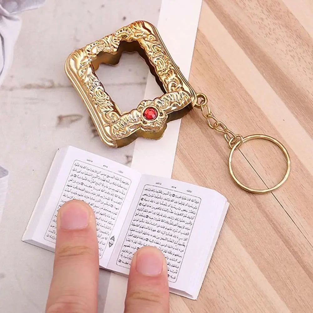 1Pcs New Muslim Keychain Resin Islamic Mini Ark Quran Book Real Paper Can Read Pendant Key Ring Key Chain Religious Jewelry