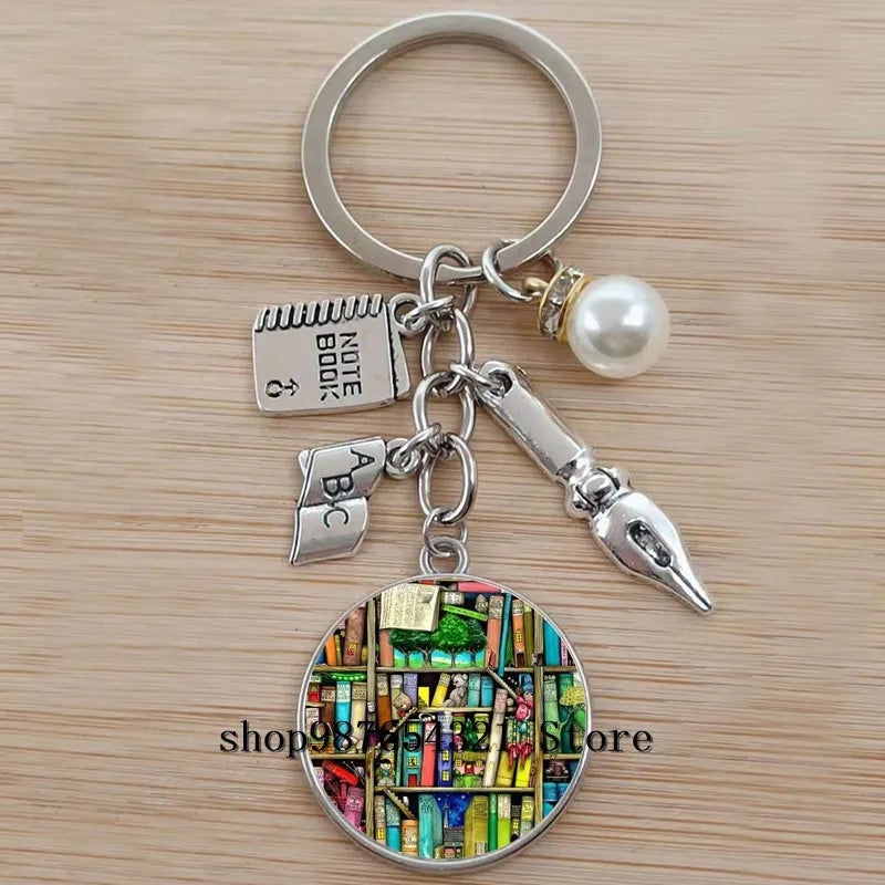 Classic Library Books Keychain Vintage Old Books Key Chain Librarians Key Ring Gift for Nerd Bookworm Writer Teacher