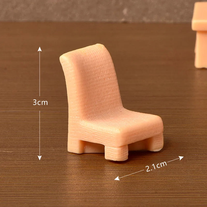 Cute Figurines Miniature Action Toy Cartoon Animal Cat Resin Ornament Micro Landscape Desk Accessories for Decoration Toy Home