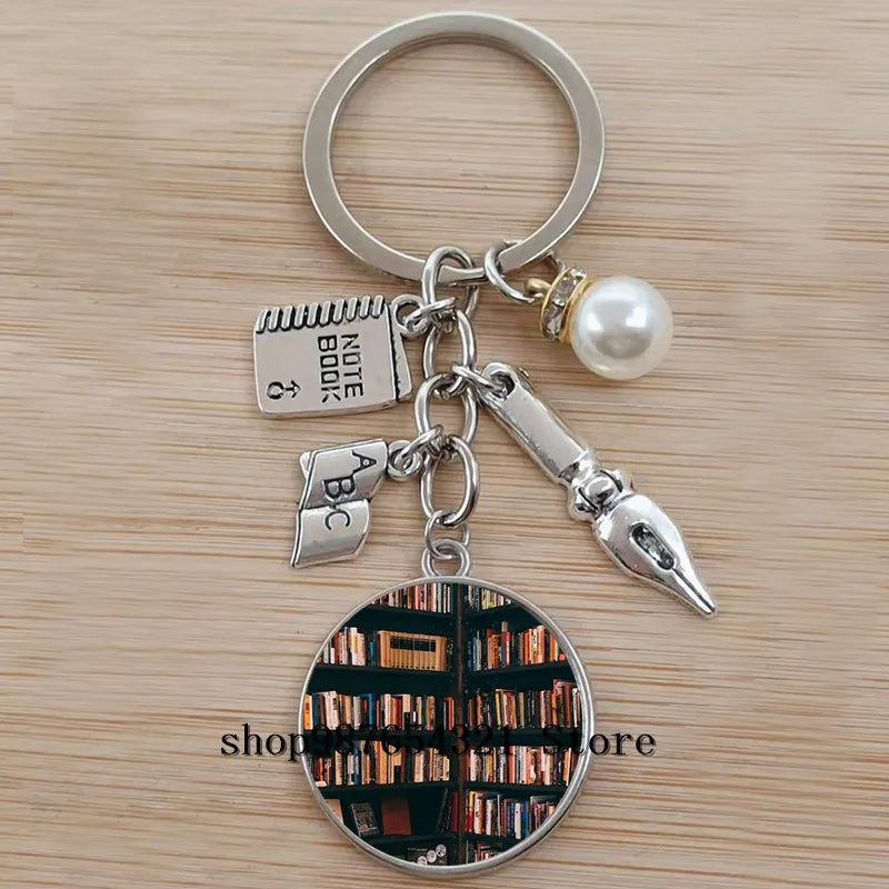 Classic Library Books Keychain Vintage Old Books Key Chain Librarians Key Ring Gift for Nerd Bookworm Writer Teacher
