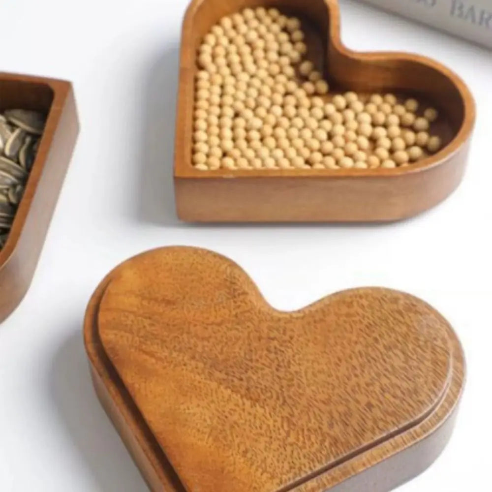 1PC Use Walnut Color Walnut Fruit Box Heart-shaped Save Space Heart Shaped Snack Plate Stackable Solid Wood Tray Serving Food