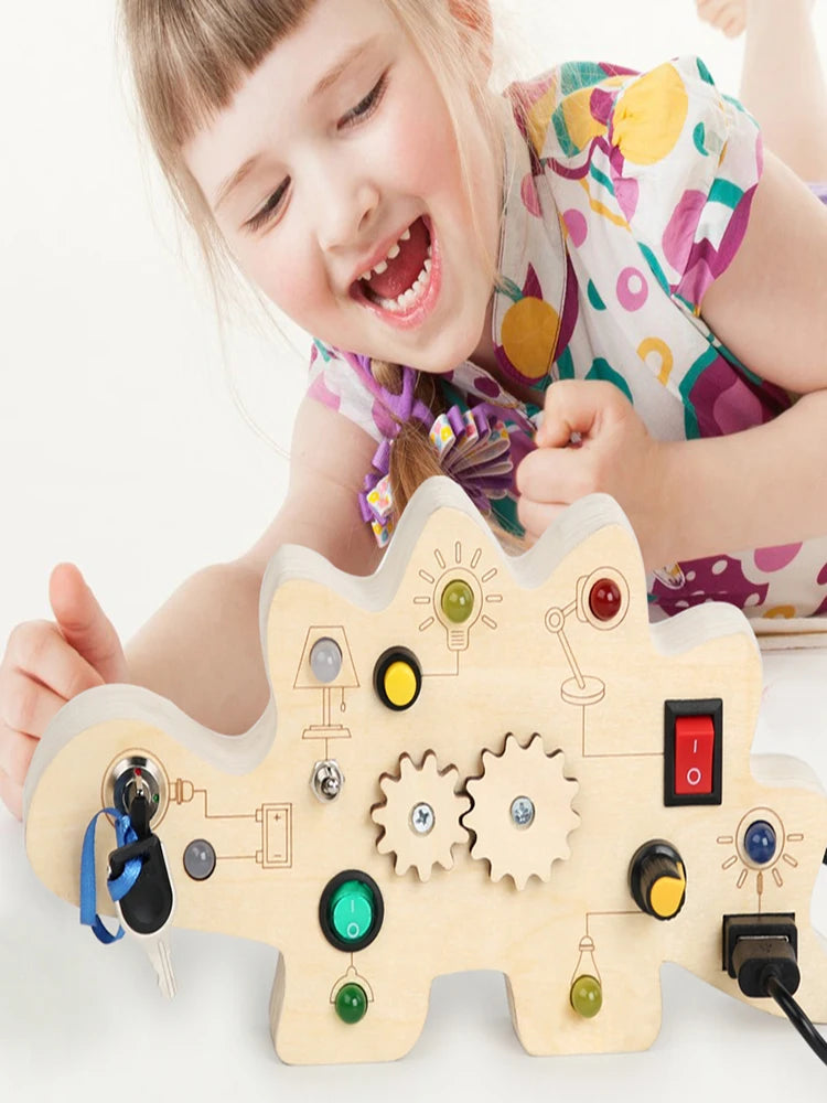 Fabrik Babyprodukte Heißer Verkauf 2023 Holz LED Lichtschalter Beschäftigt Brettspiele Montessori Pädagogisches Sensorisches Spielzeug für Kinder