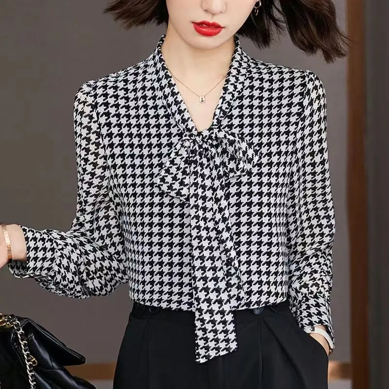 Spring Autumn Scarf Collar Fashion Long Sleeve Blouse Women High Street Casual Plaid Printing Pullovers Bow Button All-match Top