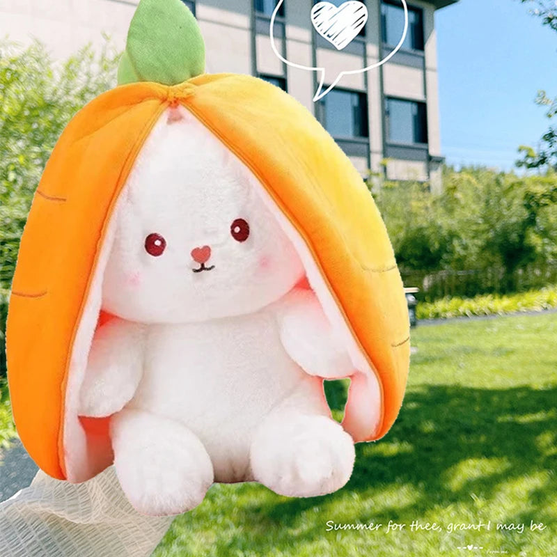 25 cm Cosplay Erdbeer-Karotten-Kaninchen-Plüschtier Ausgestopfte kreative Tasche in Obst verwandeln Baby Kuschelhase Plüschpuppe für Kinder