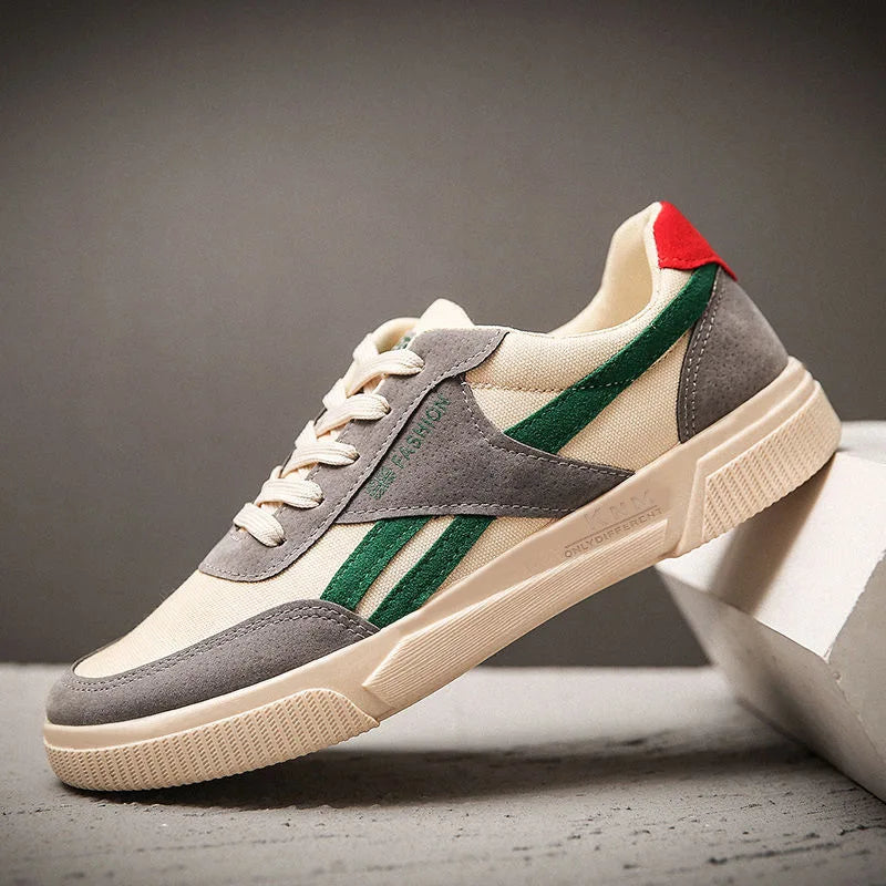 2023 Casual Shoes Light Sneaker White Large Size Outdoor Breathable Mesh Fashion Sports Black Popular Style Running Man Shoe