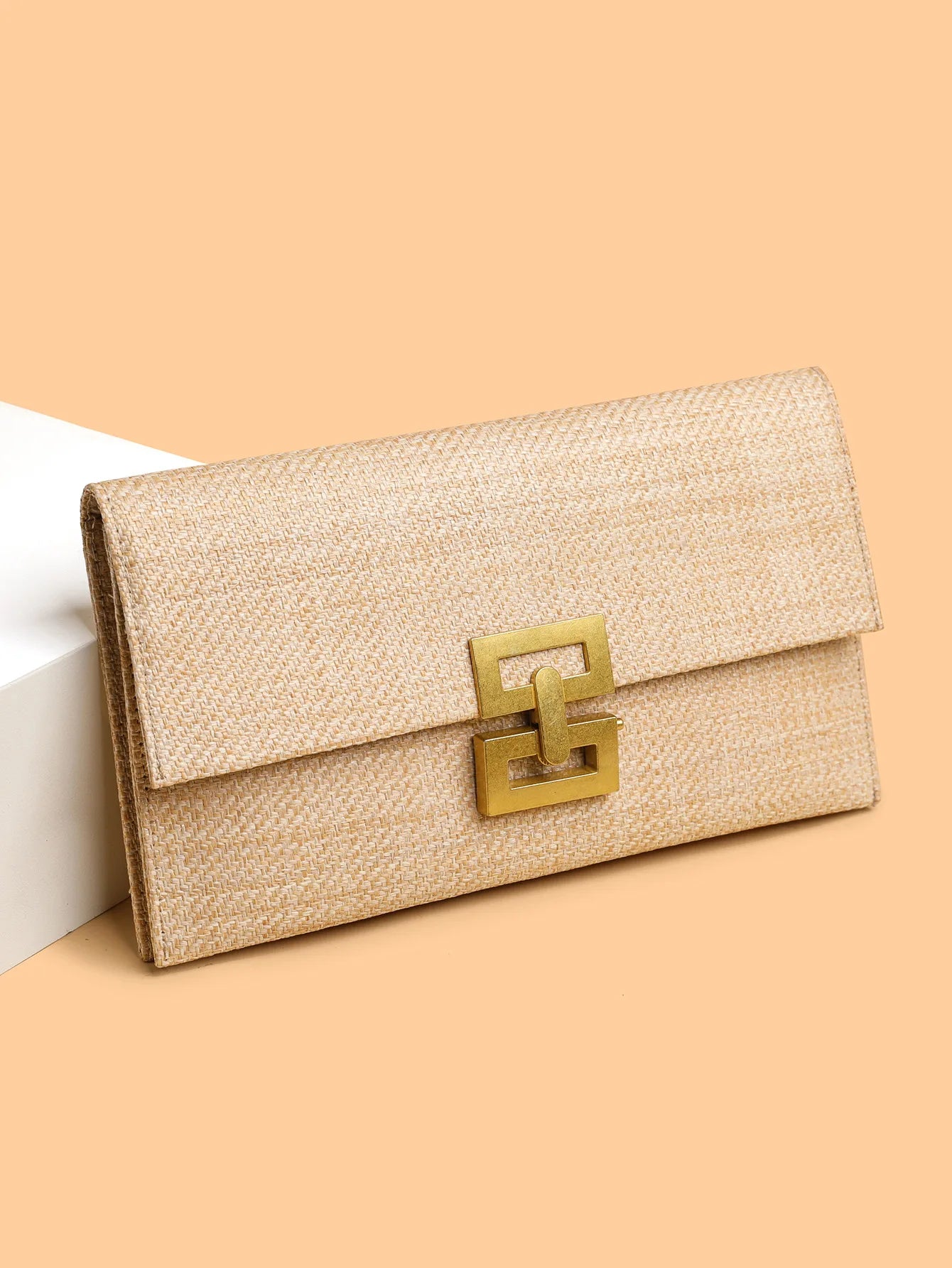 Casual Straw Clutch Bag for Women Chic Metal Lock Lady Handbags Vintage Summer Beach Bag Fashion Party Purses for Female 2024