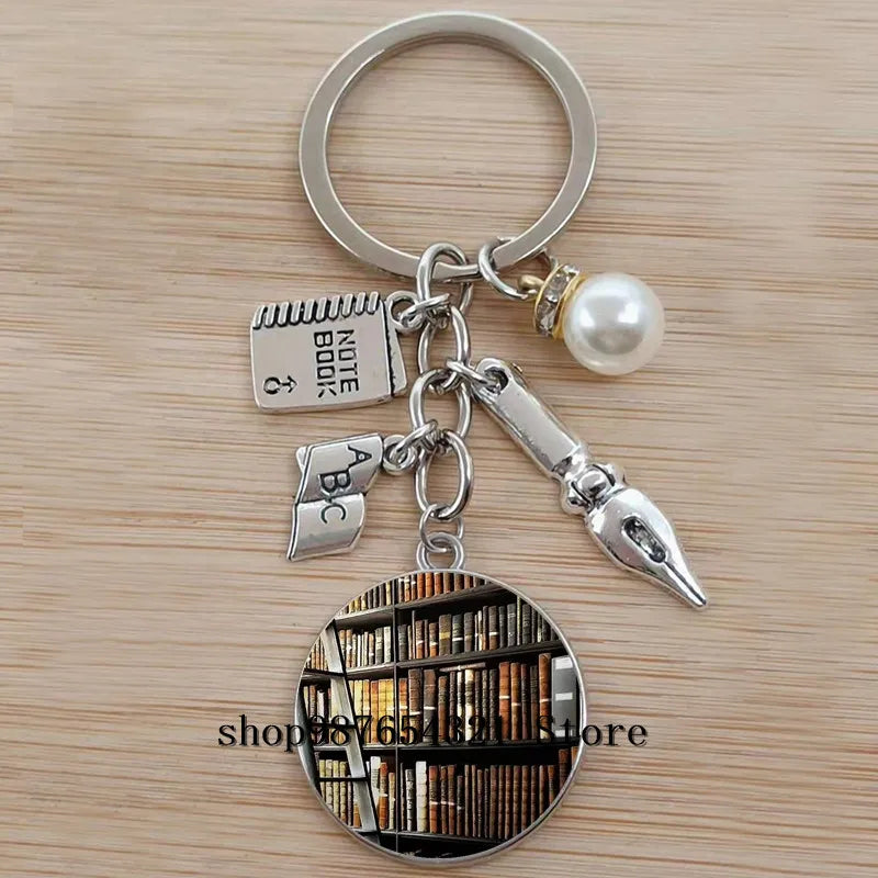 Classic Library Books Keychain Vintage Old Books Key Chain Librarians Key Ring Gift for Nerd Bookworm Writer Teacher