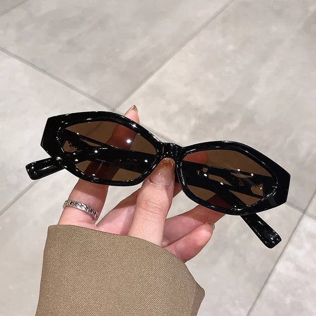 New Small Full Oval Frame Sunglasses Trendy Fashion Multicolored Female Shades Popular Brand Designer UV400 Eyewear for Ladies