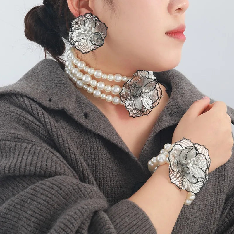 Ladies' Pearl Camellia Necklace Bracelet Earrings Retro Jewelry Trend Exaggerated Jewelry Set Party Gifts Wholesale