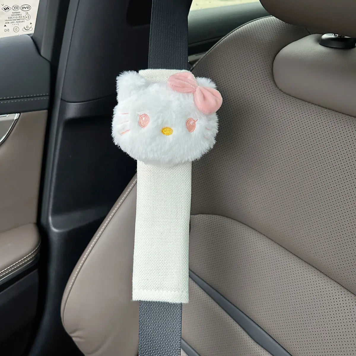 Sanrio Hello Kitty Car Safety Belt Cover Cartoon Kawaii Universal Plush for Women Kids Adults Non-slip Car Interior Accessories