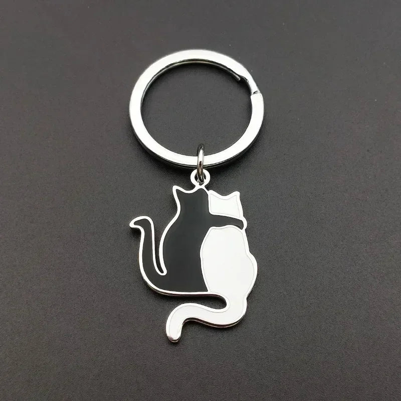 Couple Keychain Matching Cat Gift for Pet Lovers Cute Valentine's Day Jewelry  Black Cat Puzzle Pendant for Girlfriend Boyfriend