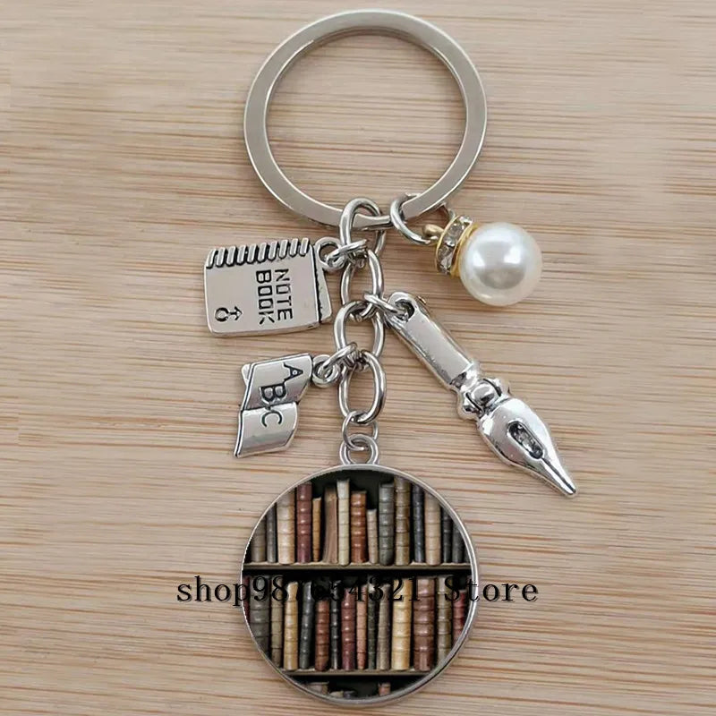 Classic Library Books Keychain Vintage Old Books Key Chain Librarians Key Ring Gift for Nerd Bookworm Writer Teacher