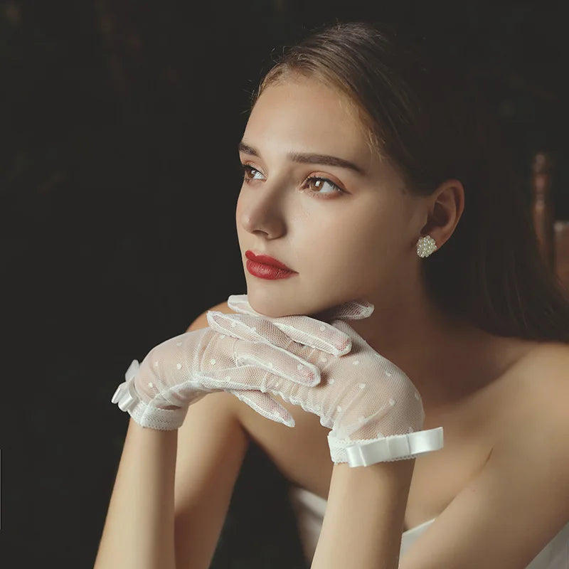 Wedding Gloves Transparent Dot Tulle Fishnet Gloves Black Ivory Wrist Length Bridal Gloves Finger Short Wedding Accessories