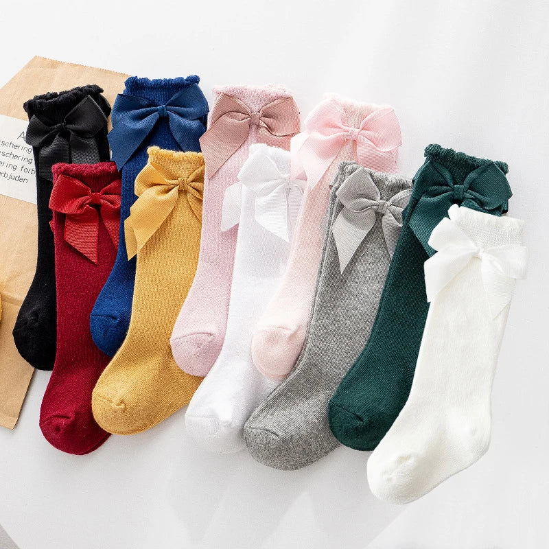 Baby-Accessoires Neugeborene Socken Mutter Kinder Kinder Strümpfe Bogen Kleinkind Mädchen Prinzessin Baumwolle Säuglings-Mittelrohrsocken Baby-Kleidung