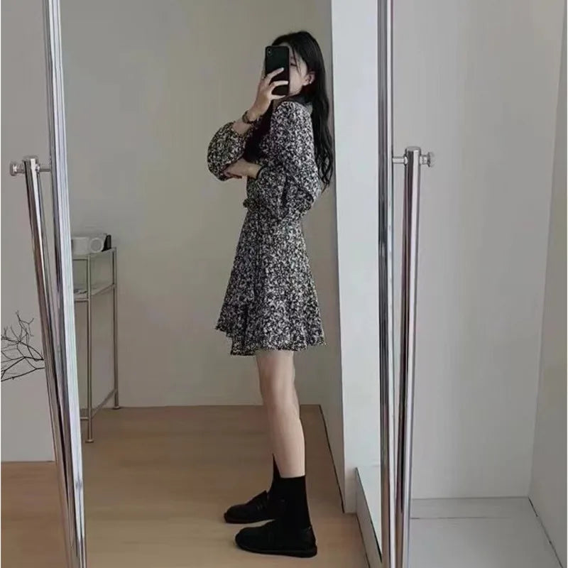 2024 Summer Autumn Clothes Large Size Women's Clothing Fashion Short Dresses Petite V-neck Floral Long Sleeve Black Dresses Traf