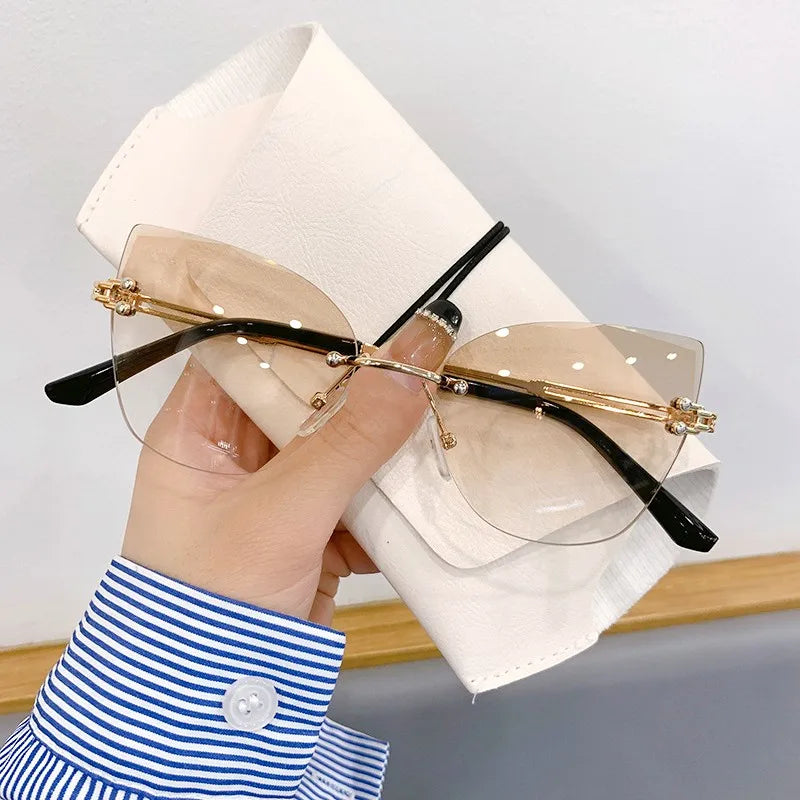 2024 New Fashion Brand Design Vintage Rimless Pilot Sunglasses Women Men Retro Cutting Lens Gradient Sun Glasses Female UV400