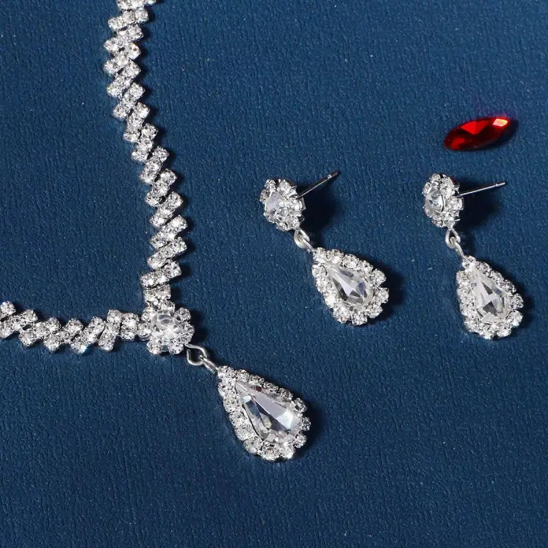 ZANLLOY New Korean necklace earrings set zircon earrings alloy chain bridal wedding two-piece wedding dress accessories