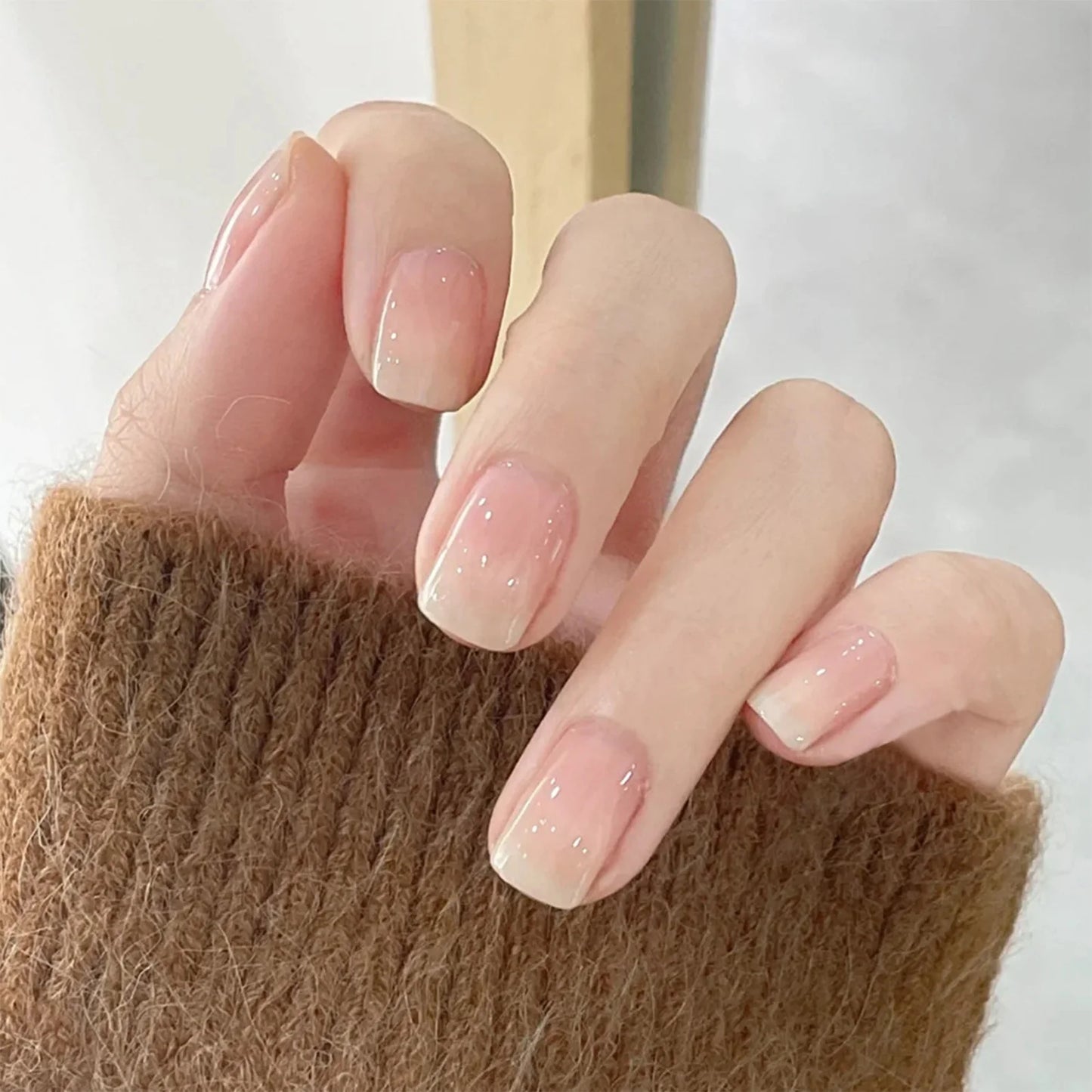 Gentle Nude Pink Color Fake Nails for Women Daily DIY Manicure Short Square Press on Nails Wearable Stick-on False Nail 24Pcs