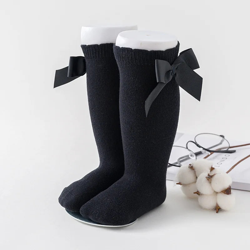 Baby-Accessoires Neugeborene Socken Mutter Kinder Kinder Strümpfe Bogen Kleinkind Mädchen Prinzessin Baumwolle Säuglings-Mittelrohrsocken Baby-Kleidung