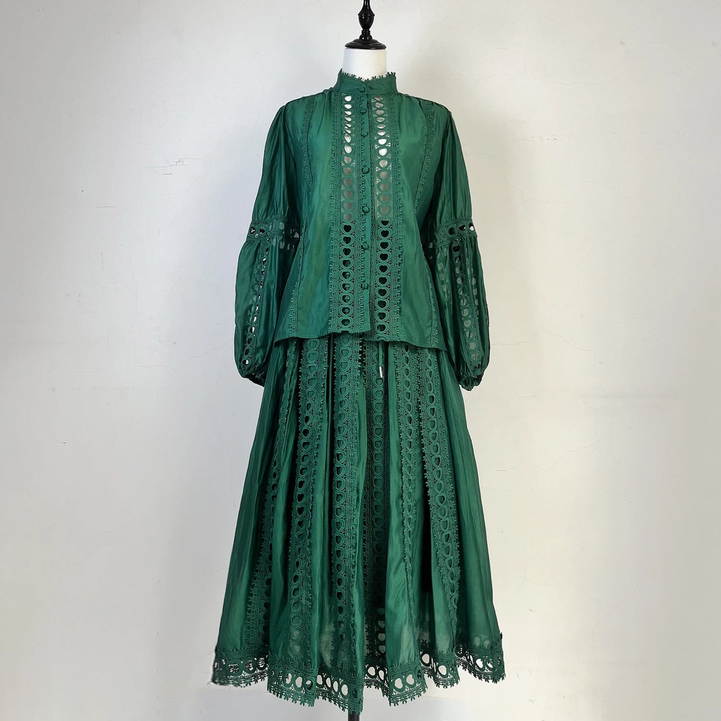 Luxury Long Dresses 2 Piece Sets Women Lace Hollow Out Embroidered Shirt + Maxi Skirts Suits Big Size 2025 Spring Party Vestidos