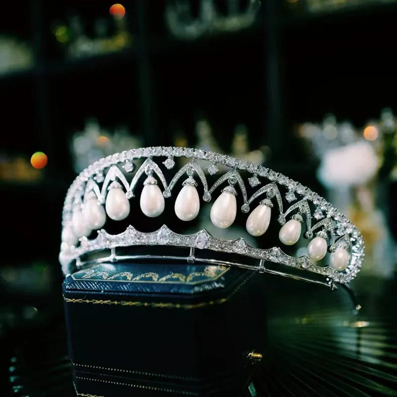 Bridal Round Tiaras and Crown Crystal Wedding Headpiece Vintage Royal Queen Women Pageant Prom Rhinestone Hair Jewelry Accessory