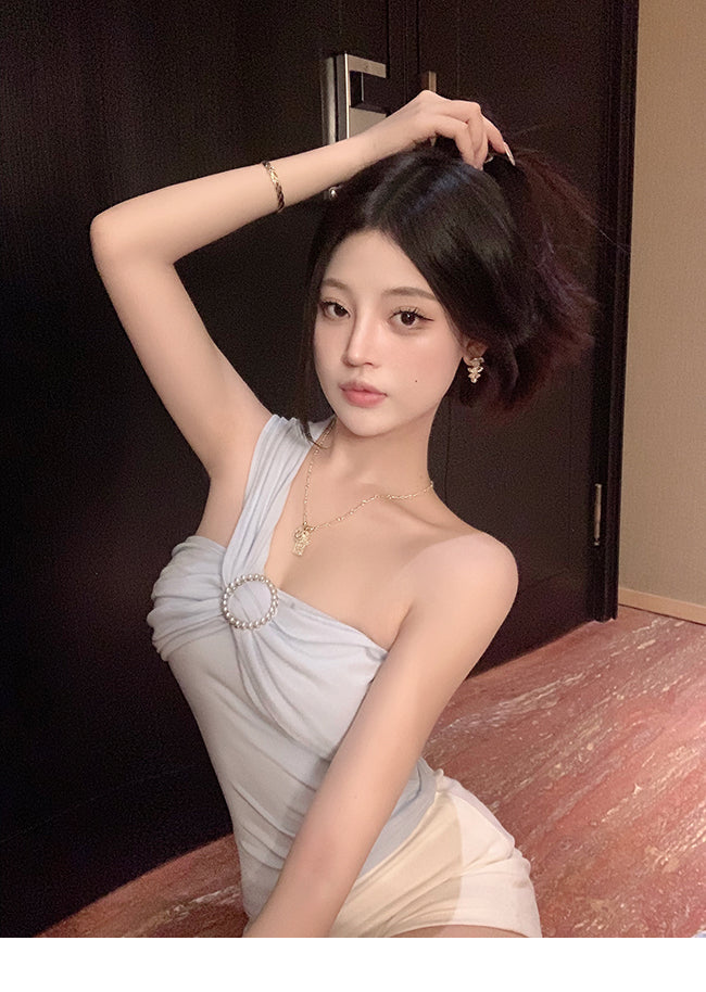 Oblique Shoulder Strap Early Autumn Stylish Short Silm Tube Top