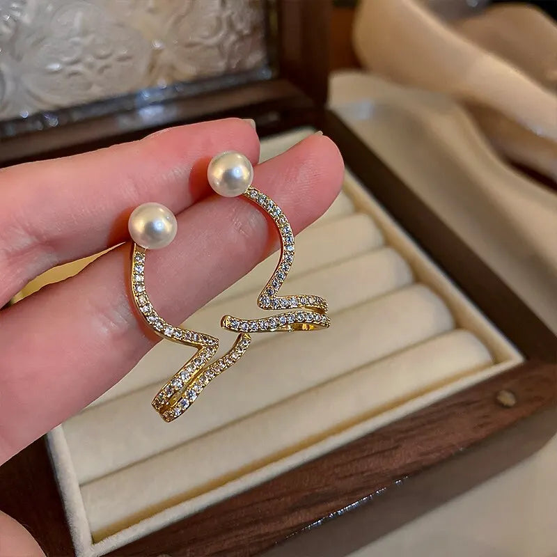 Shiny Rhinestone Imitation Pearl Stud Earrings For Women New Fashion Geometric Ear Studs Ear Bone Clip Girls Jewelry For Party