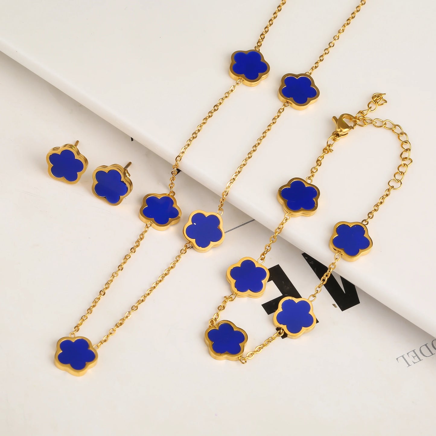 Hot Selling Stainless Steel Shell Plant Five Leaf Flower Set For Women's Jewelry Accessories Simple And Non Fading Clover Gift