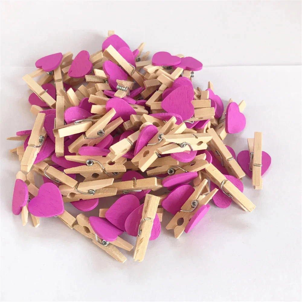 50pcs/lot Red Heart Love Wooden Clothes Photo Paper Peg Pin Mini Clothespin Postcard Clips Home Wedding Decoration Stationery