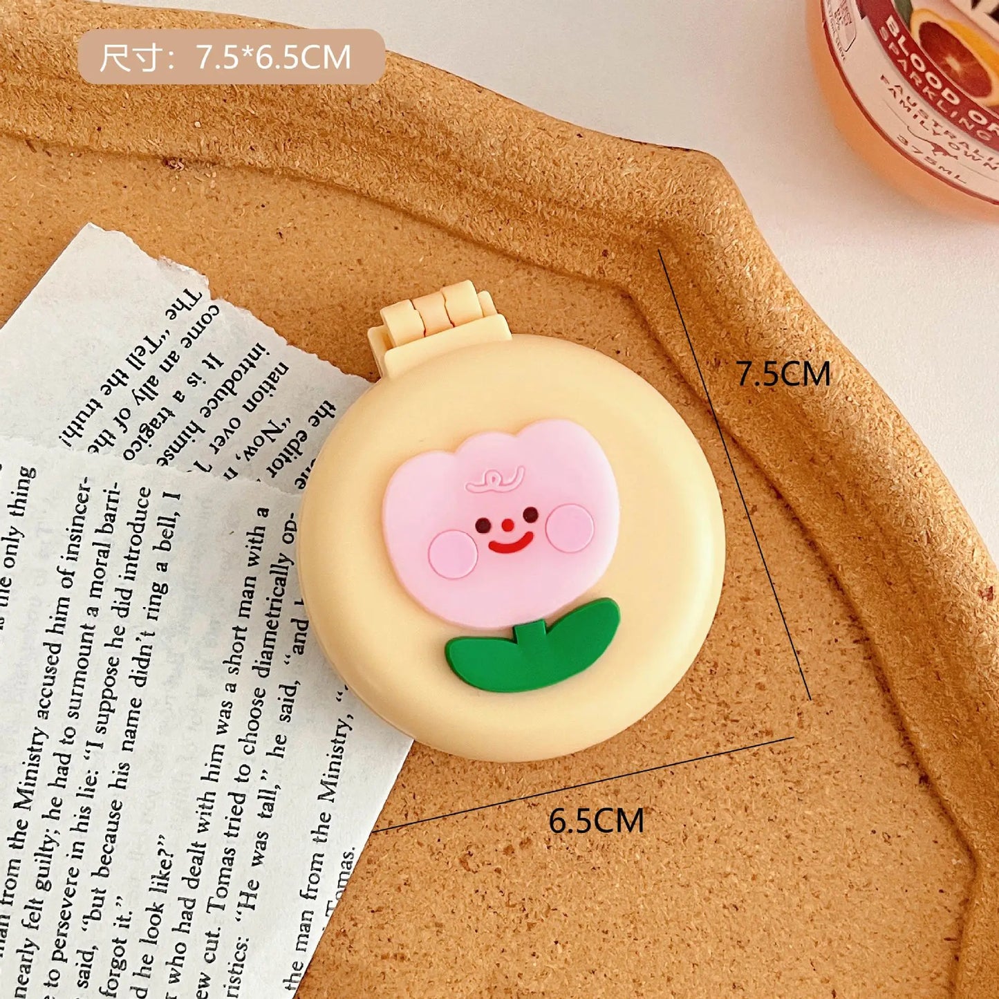 Mini Cute Foldable Head Massager Cartoon Air Bag Hair Comb Air Cushion Comb with Makeup Mirror Portable Hair Styling Comb Tools