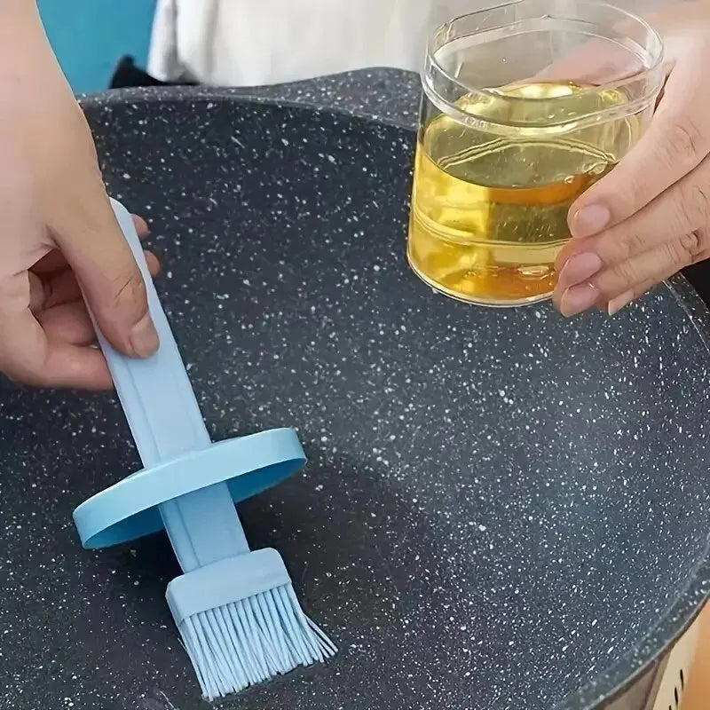 1Pc Oil Brush Pancake Oil Brush Integrated Oil Pot Brush With Bottle Kitchen Dustproof Household High Temperature Baking Tool - unique