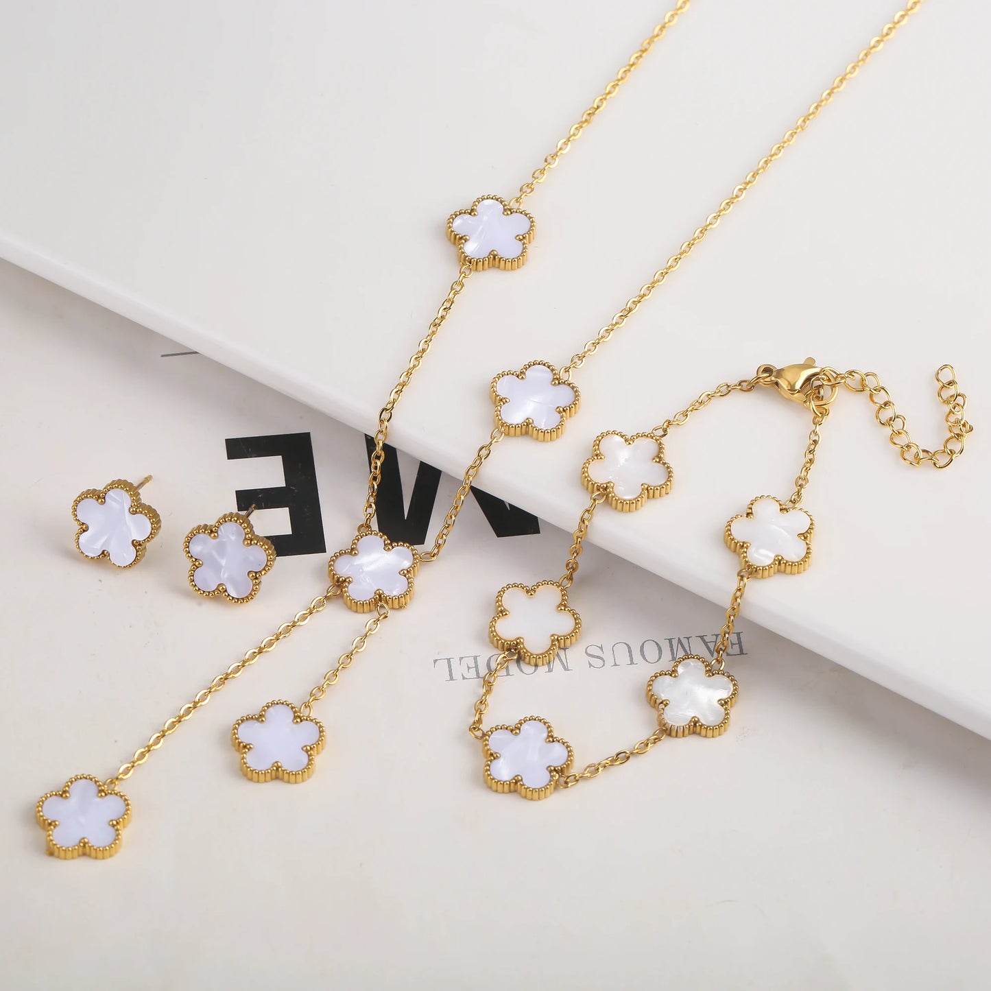 Hot Selling Stainless Steel Shell Plant Five Leaf Flower Set For Women's Jewelry Accessories Simple And Non Fading Clover Gift