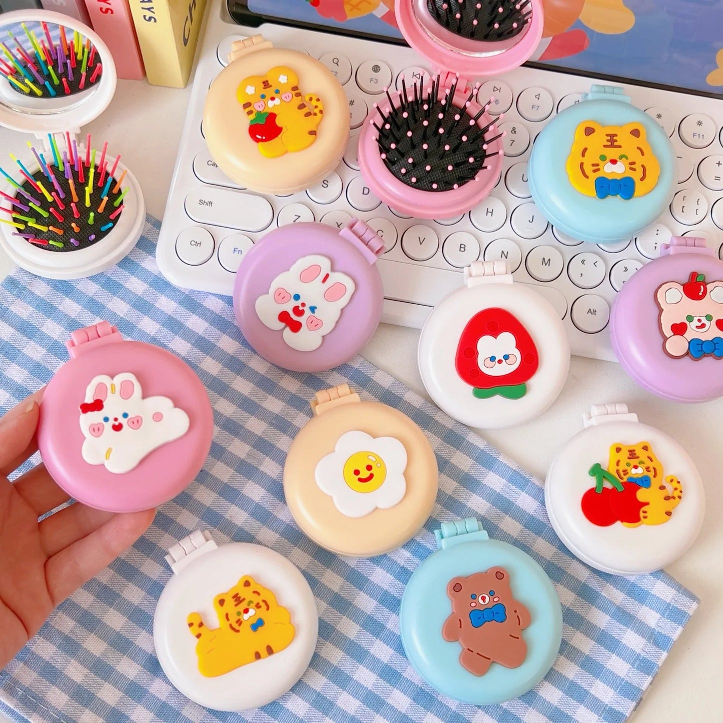 Mini Cute Foldable Head Massager Cartoon Air Bag Hair Comb Air Cushion Comb with Makeup Mirror Portable Hair Styling Comb Tools