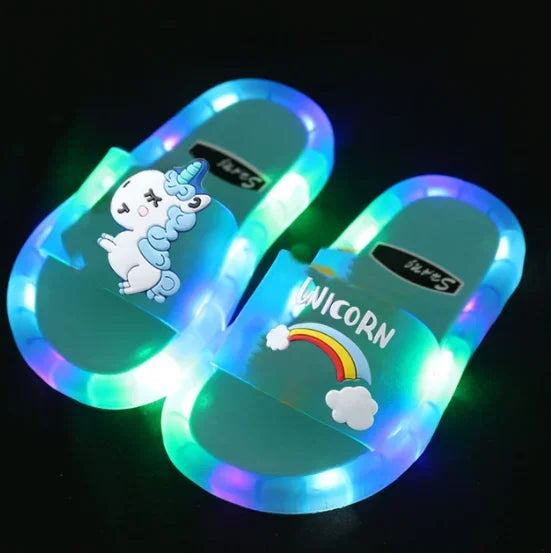 Kinder Hausschuhe für Jungen und Mädchen mit Cartoon-Einhorn-Motiv, mit Tier-Print, beleuchtet, modisch, niedlich, Schuhe, Badezimmer, Kinder, Kleinkinder, Hausschuhe, Kinderschuhe