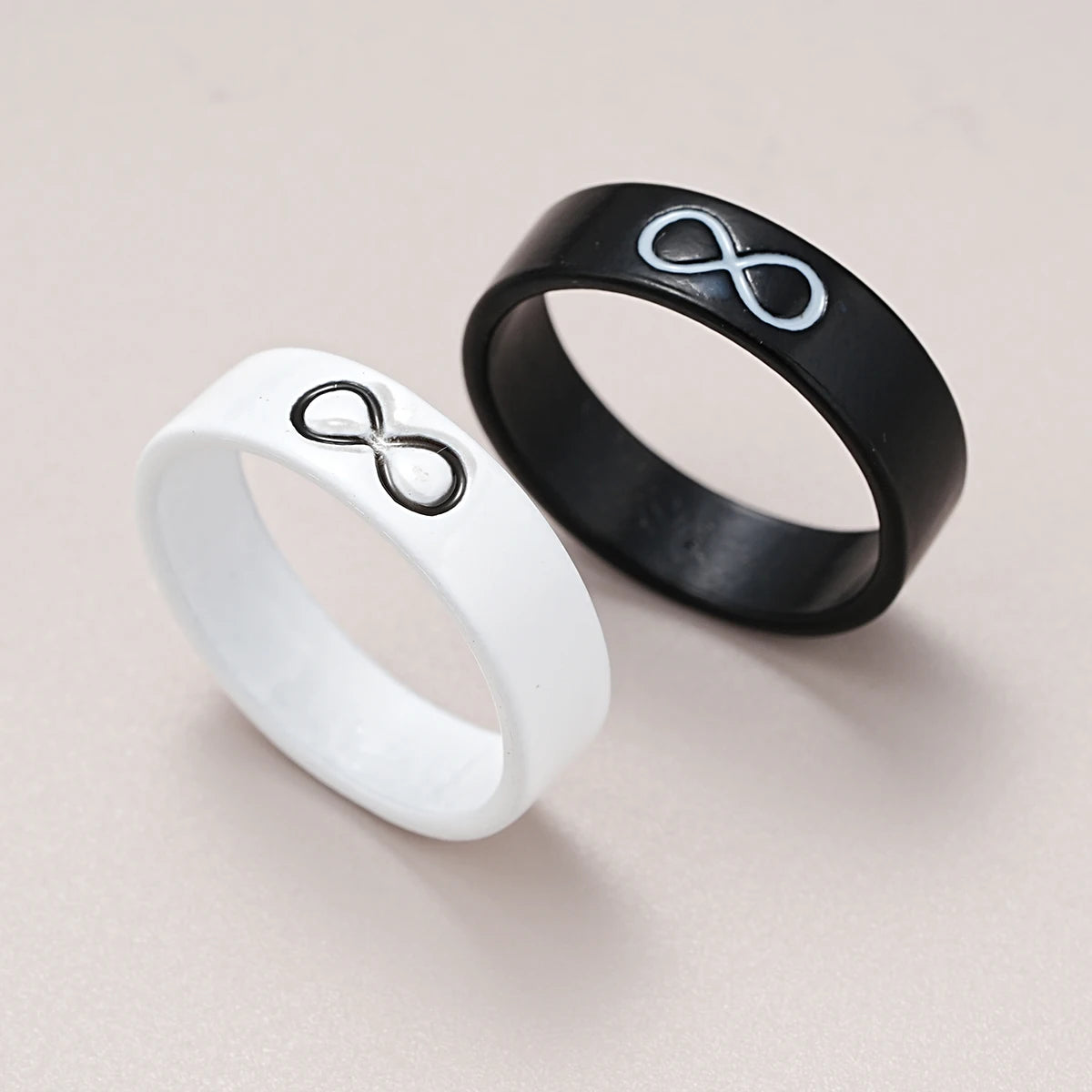 17KM Fashion Black and White Infinity Couple Ring Set for Women Men Simple Style Broad Rings