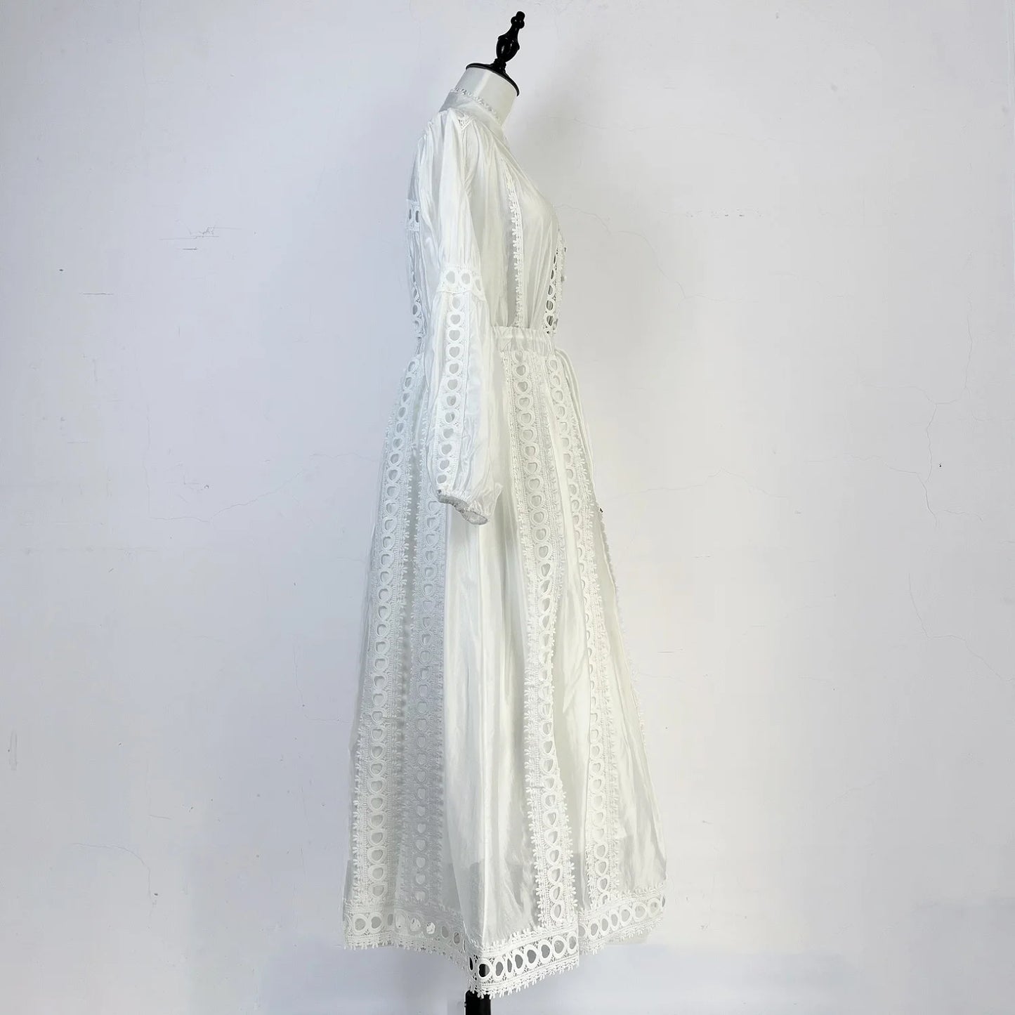 Luxury Long Dresses 2 Piece Sets Women Lace Hollow Out Embroidered Shirt + Maxi Skirts Suits Big Size 2025 Spring Party Vestidos