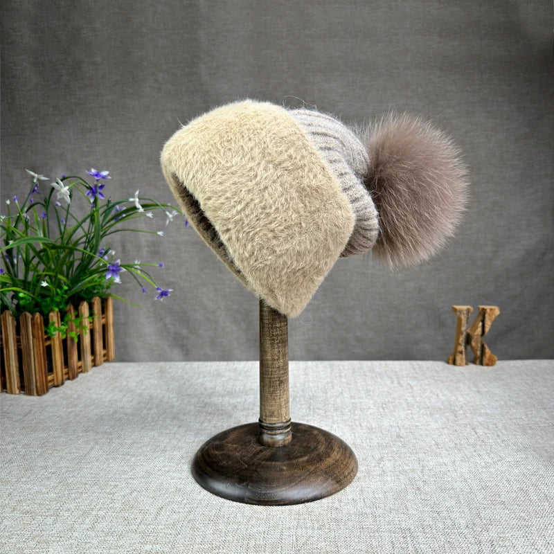 2024 new women's thickened Korean version fox fur ball knitted hat women's autumn and winter rabbit fur plush woolen hat trend